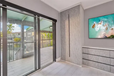 8385 Rednock Lane Miami Lakes FL 33016