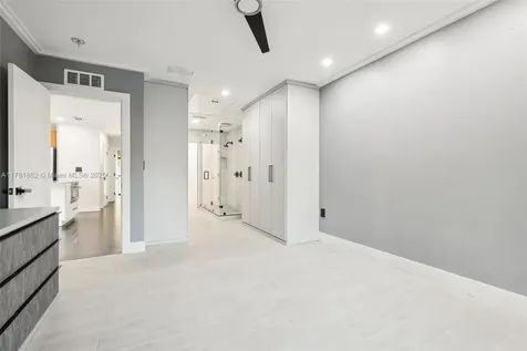 8385 Rednock Lane Miami Lakes FL 33016