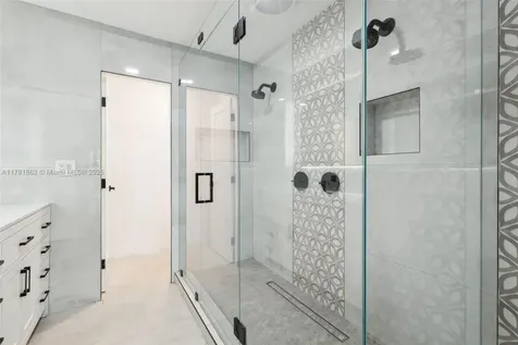 8385 Rednock Lane Miami Lakes FL 33016