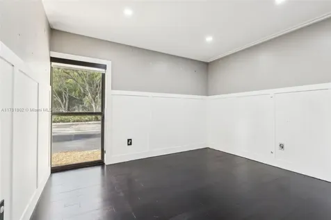 8385 Rednock Lane Miami Lakes FL 33016