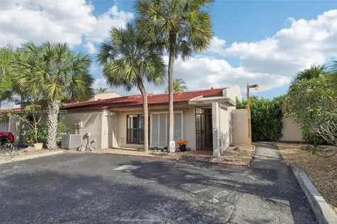 8385 Rednock Lane Miami Lakes FL 33016