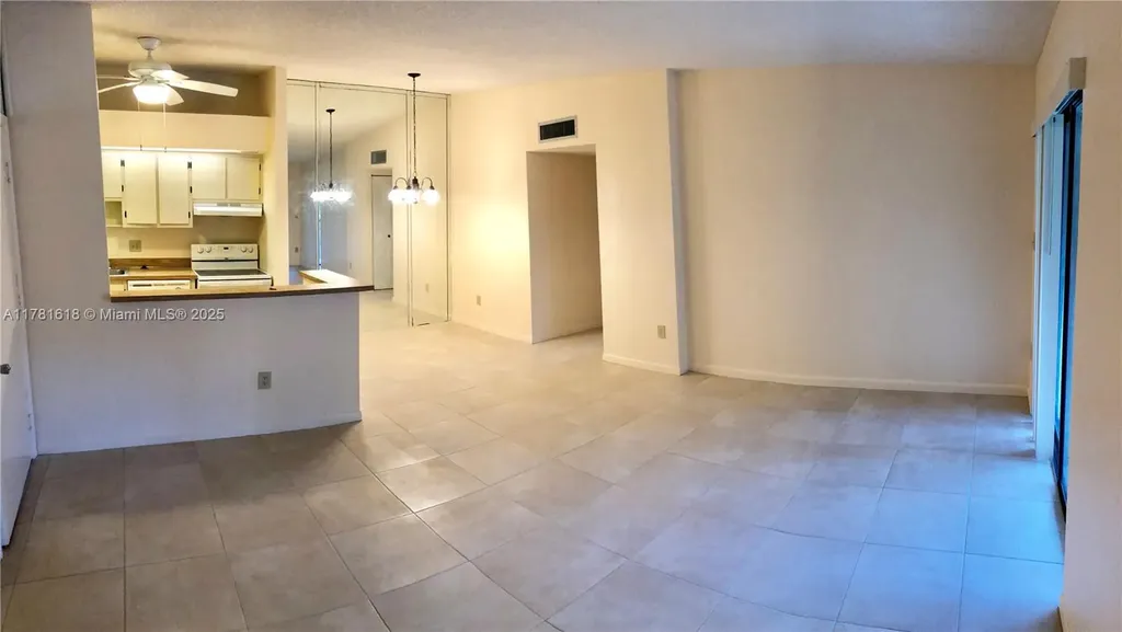 9674 S Belfort Circle Tamarac FL 33321