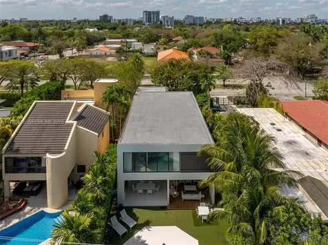 2031 S Miami Avenue Miami FL 33129