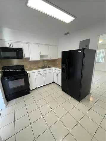2435 Plunkett Street Hollywood FL 33020