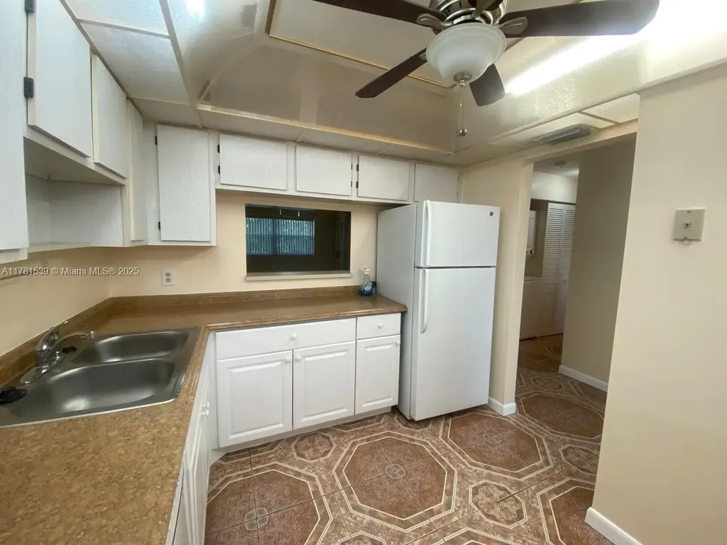 6890 Royal Palm Boulevard Margate FL 33063