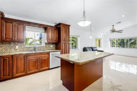 17588 SW 11th Street Pembroke Pines FL 33029