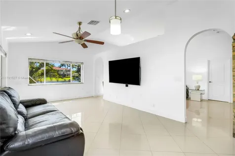 17588 SW 11th Street Pembroke Pines FL 33029