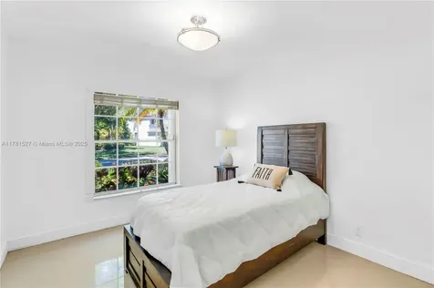 17588 SW 11th Street Pembroke Pines FL 33029