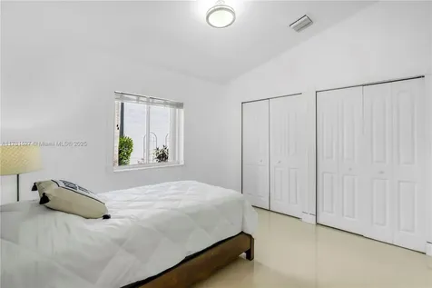 17588 SW 11th Street Pembroke Pines FL 33029