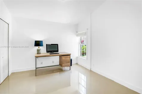 17588 SW 11th Street Pembroke Pines FL 33029