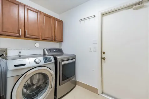 17588 SW 11th Street Pembroke Pines FL 33029