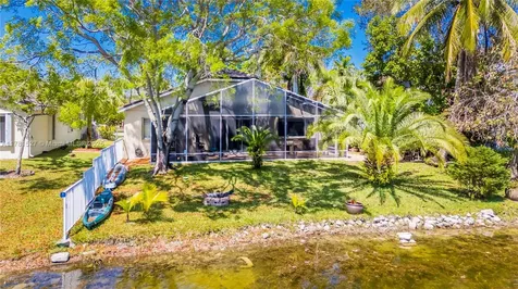 17588 SW 11th Street Pembroke Pines FL 33029