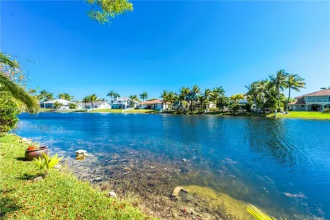 17588 SW 11th Street Pembroke Pines FL 33029