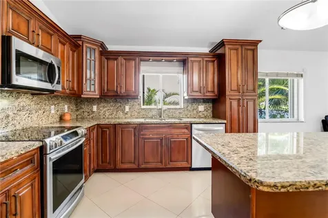 17588 SW 11th Street Pembroke Pines FL 33029