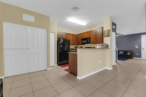 14022 SW 276th Street Homestead FL 33032