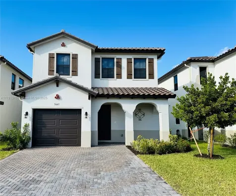 5661 Cerva Lane Ave Maria FL 34142