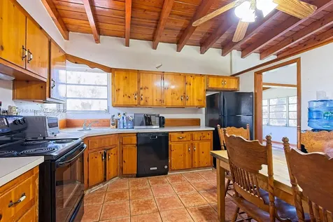 9001 SW 125th Terrace Miami FL 33176