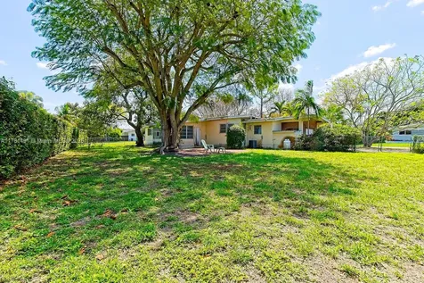 9001 SW 125th Terrace Miami FL 33176