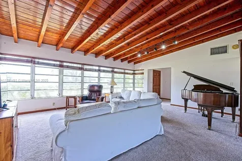 9001 SW 125th Terrace Miami FL 33176