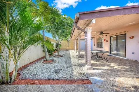 5881 SW 147th Court Miami FL 33193