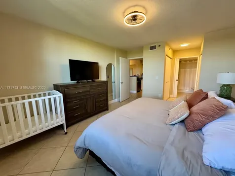 19501 E Country Club Drive Aventura FL 33180