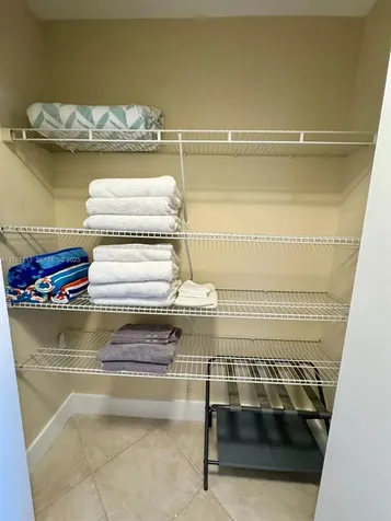 19501 E Country Club Drive Aventura FL 33180