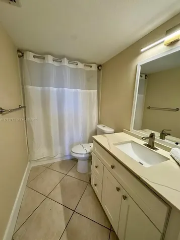 19501 E Country Club Drive Aventura FL 33180