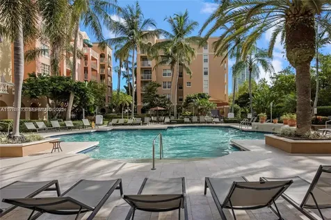 19501 E Country Club Drive Aventura FL 33180