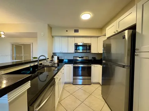 19501 E Country Club Drive Aventura FL 33180