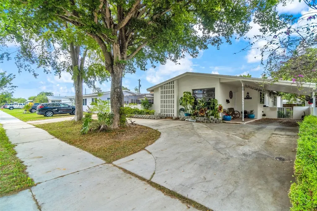 10431 SW 200th Terrace Cutler Bay FL 33189