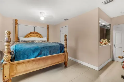 10431 SW 200th Terrace Cutler Bay FL 33189