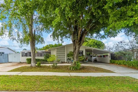 10431 SW 200th Terrace Cutler Bay FL 33189