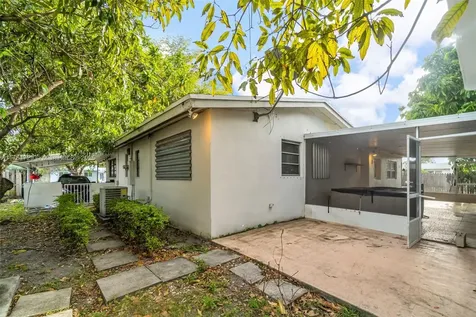 10431 SW 200th Terrace Cutler Bay FL 33189