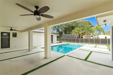 17020 SW 87th Court Palmetto Bay FL 33157