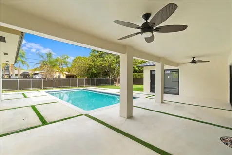 17020 SW 87th Court Palmetto Bay FL 33157