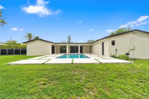 17020 SW 87th Court Palmetto Bay FL 33157