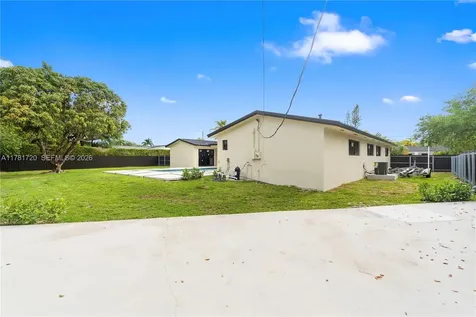 17020 SW 87th Court Palmetto Bay FL 33157