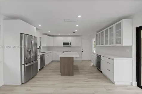 17020 SW 87th Court Palmetto Bay FL 33157