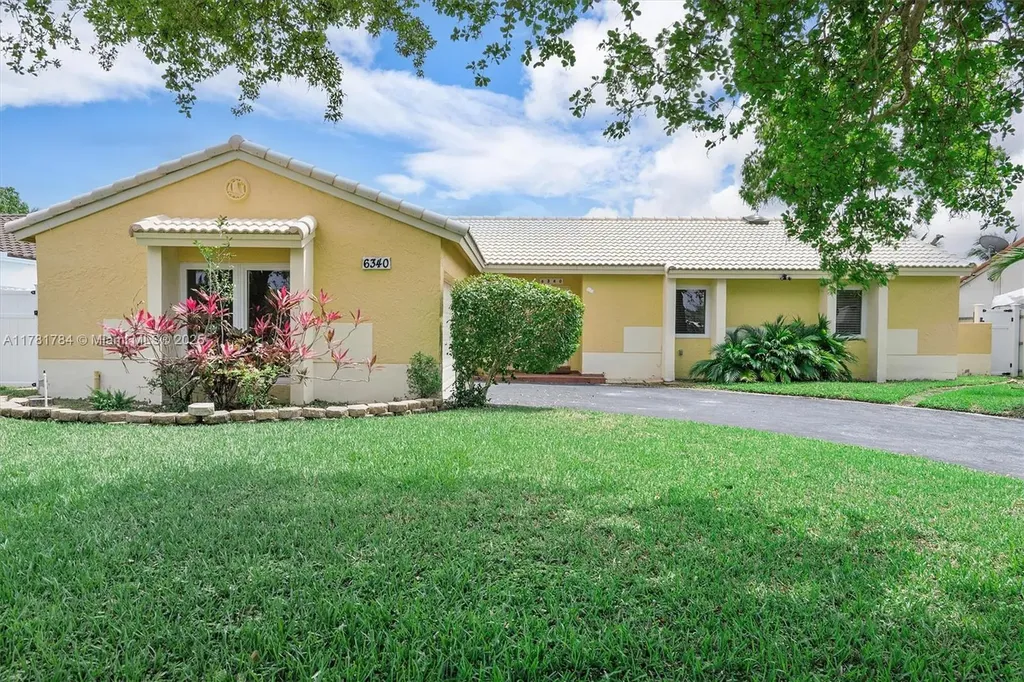 6340 NW 198th Terrace Hialeah FL 33015