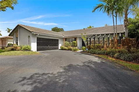 9091 NW 12th Street Plantation FL 33322