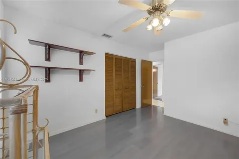 9091 NW 12th Street Plantation FL 33322