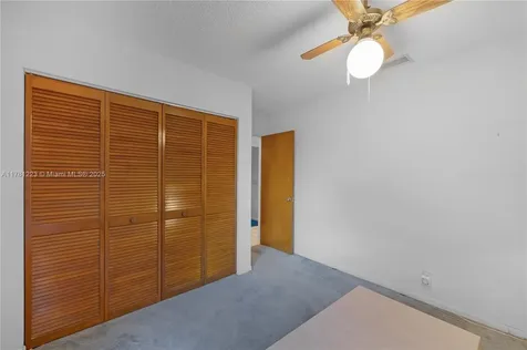 9091 NW 12th Street Plantation FL 33322