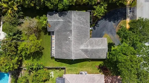 9091 NW 12th Street Plantation FL 33322