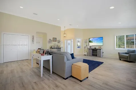 7840 SW 197th Terrace Cutler Bay FL 33189