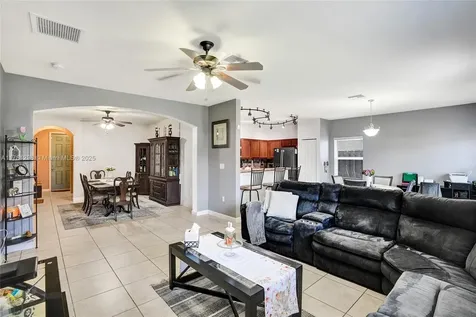 3371 NE 1st Street Homestead FL 33033