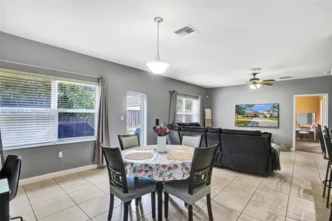 3371 NE 1st Street Homestead FL 33033