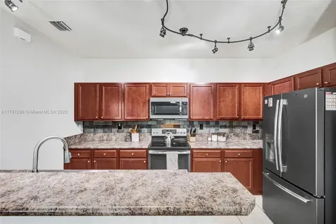 3371 NE 1st Street Homestead FL 33033