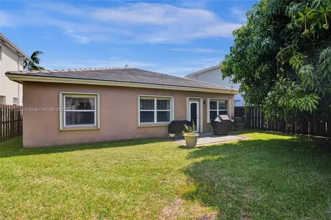 3371 NE 1st Street Homestead FL 33033
