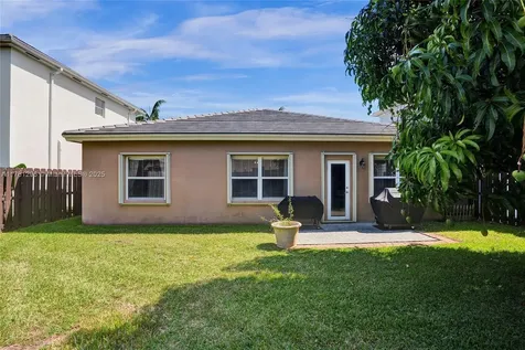3371 NE 1st Street Homestead FL 33033