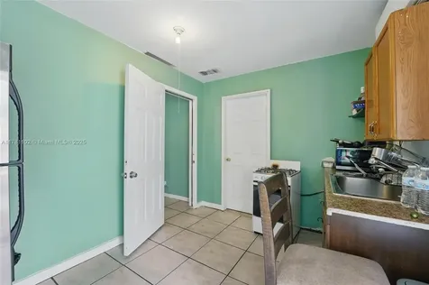 741 NW 15th Court Pompano Beach FL 33060